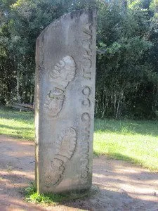 Começo do caminho pra quem chega por Quatro Barras