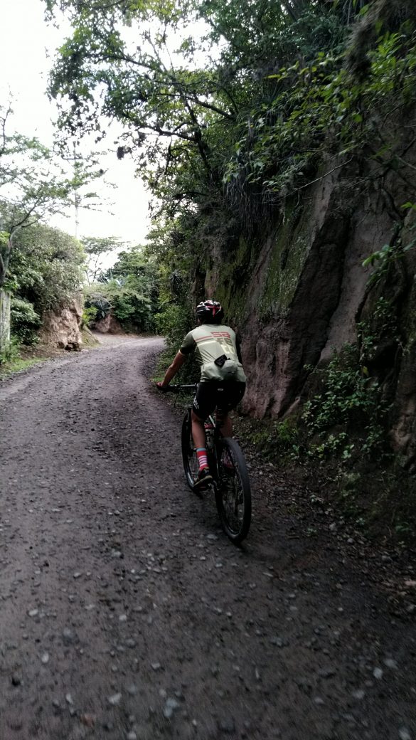 El Chaquiñan, rota de bicicletas, Quito El Chaquiñan, rota de bicicletas, Quito