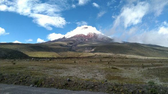 Vulcão Cotopaxi, no Equador Vulcão Cotopaxi, no Equador