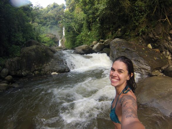 Cachoeira El Machai, Baños, Equador Cachoeira El Machai, Baños, Equador